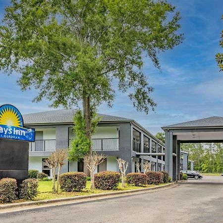 Days Inn By Wyndham Pensacola I-10 Ferry Pass Bagian luar foto