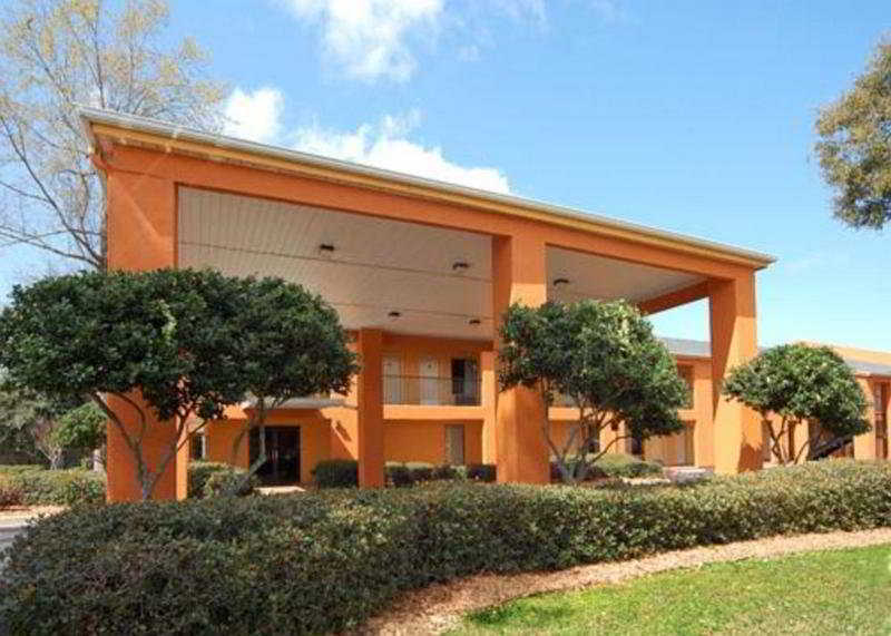 Days Inn By Wyndham Pensacola I-10 Ferry Pass Bagian luar foto